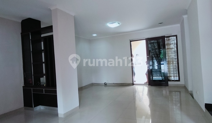 DISEWAKAN RUMAH BAGUS MURAH KOTA WISATA CIBUBUR BOGOR 2