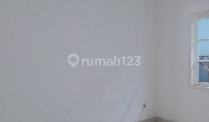 Rumah Sewa Bagus Siaphuni Kota Wisata Cibubur Bogor 9