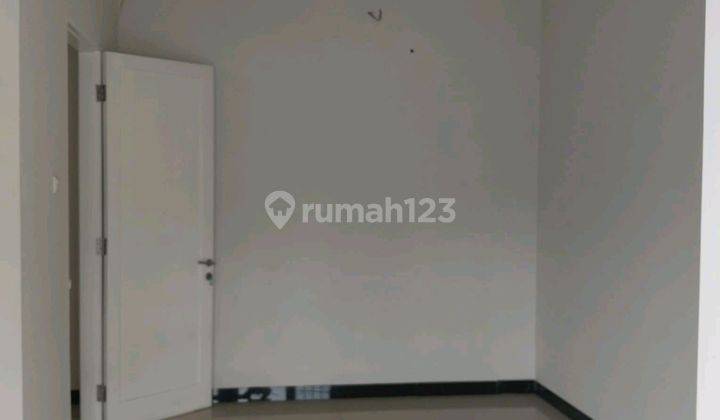 Dijual Rumah Dua Lantai Di Legenda Wisata Cibubur 2