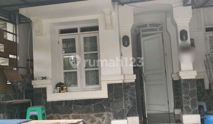 Disewakan Rumah Semi Furnished Siap Huni Di Kota Wisata Cibubur  2