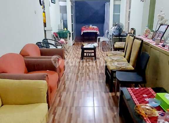 Dijual Rumah Dua Tingkat di Kota Wisata Cibubur 2
