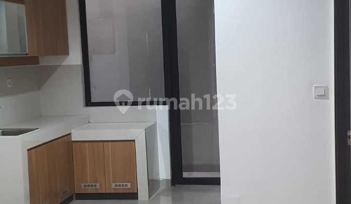 For Sale Millennial House PIK 2 4.5x12.5