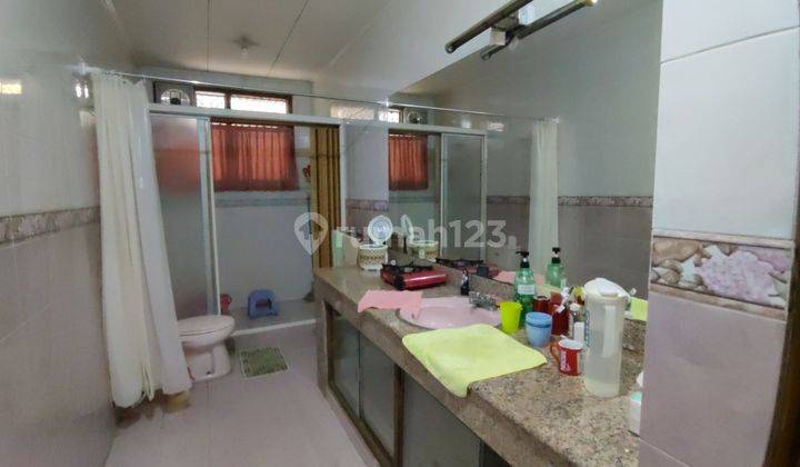 Disewakan Rumah Di Mangga Besar Cocok Online Usaha 160 Juta/Tahun 23