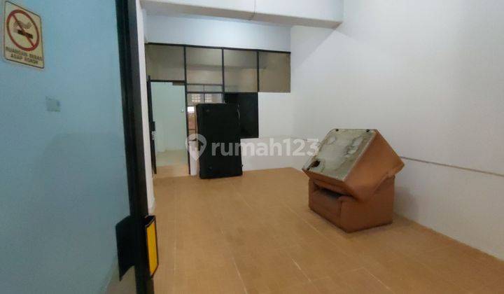 Disewakan Rumah 4x20 Jelambar 1 Lantai Cocok Usaha Dan Huni  2