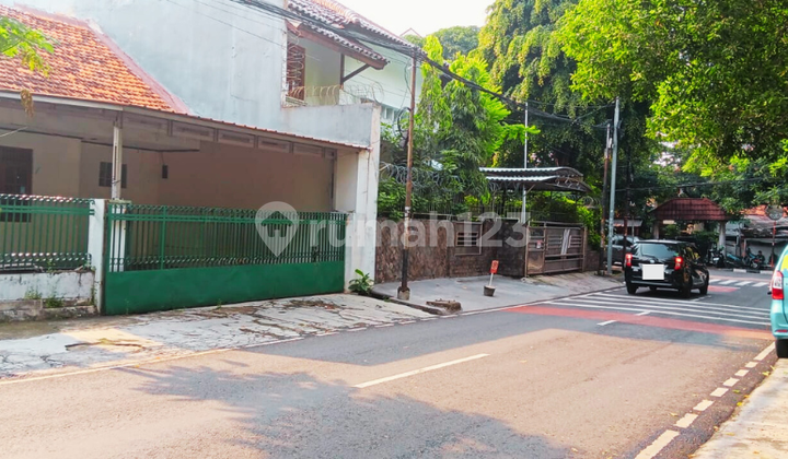 ( Rumah Lama Siap Huni Cocok Buat Kos Kosan ) Bendungan Hilir Jakarta Pusat  2