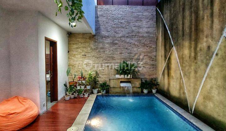 Rumah Mewah Dan Cantik Siap Huni Ada Pool Nya Komplek Maleo Bintaro Sektor 9 Tangerang Selatan  2