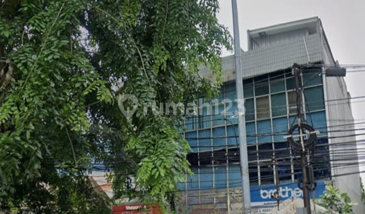 (Good investment NJOP price) 3-story shop house on Mampang Prapatan Raya Street, South Jakarta (Good investment NJOP price) 3-story shop house on Mampang Prapatan Raya Street, South Jakarta
