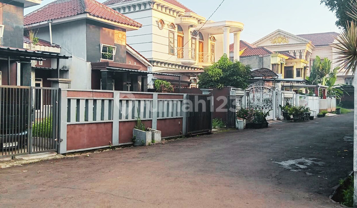 Affordable House in Cluster 40 Percent Below Market Price, Pesanggrahan, South Jakarta 2