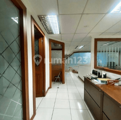Di Jual Murah Turun Harga Gedung Perkantoran area Cikini, Menteng, Jakarta Pusat 2
