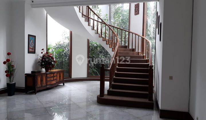 Rumah di Kuningan Karang Asem 2 Lantai Semi Furnished, SHM 1