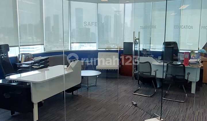 Permata Kuningan Office Building Fully Furnished