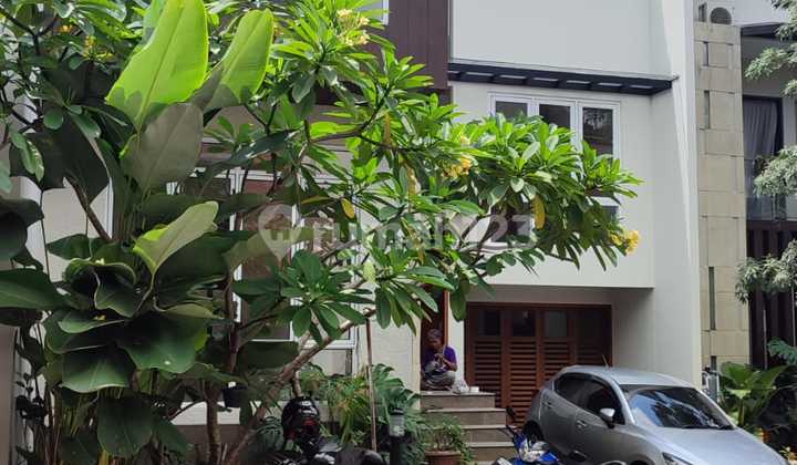 Dijual Town House Kebagusan Unfurnished 