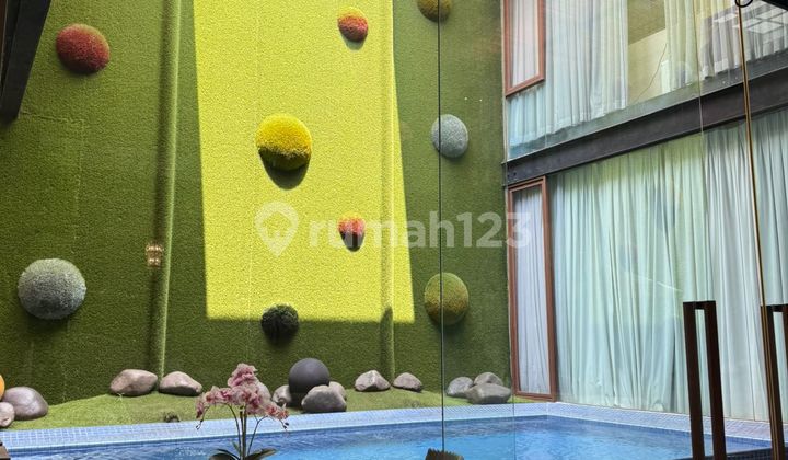 Dijual Rumah Mewah Permata Hijau bonus Furniture 2