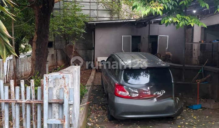 Dijual Rumah di Jalan Bumi, Kebayoran Lama, Jakarta Selatan 2