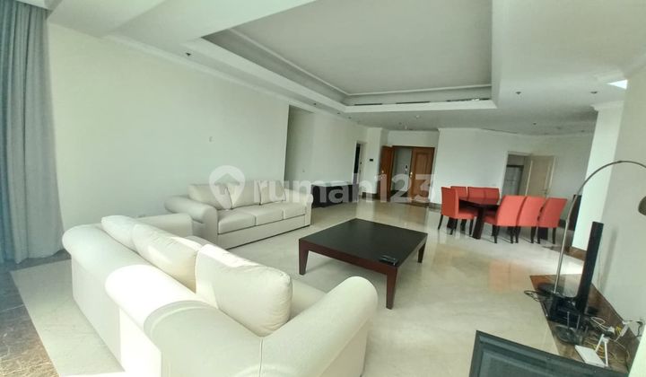 Apartemen Four Season Residence 3 BR Furnished