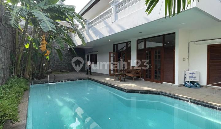 5 Bedroom Semi Furnished House in Permata Hijau, South Jakarta 5 Bedroom Semi Furnished House in Permata Hijau, South Jakarta