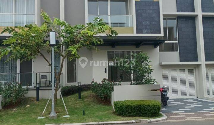 Rumah Mozart View Danau deket Mall SMS Gading Serpong 1