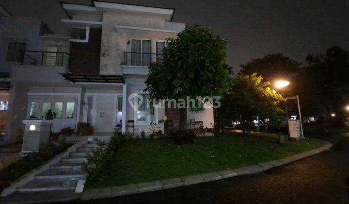 Rumah bagus mewah di Cluster Chalcedoni PHG Gading Serpong 1