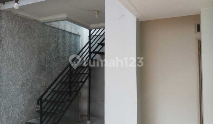 For Rent: Luxurious Aquamarine House in Phg Gading Serpong 2