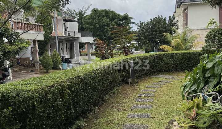 Dijual Cepat Rumah Mewah Hoek di Vineyard The Green BSD City 2