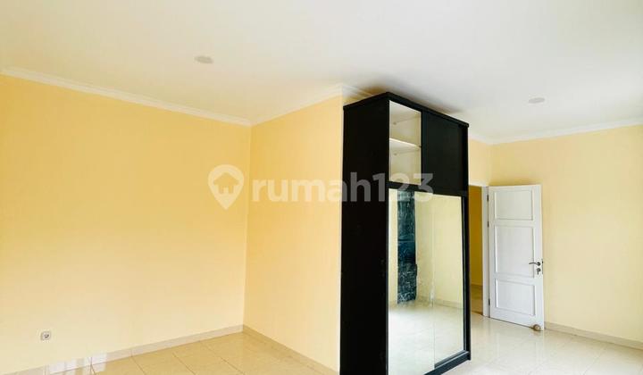 Dijual Cepat Rumah Chrystal Gading Serpong 2