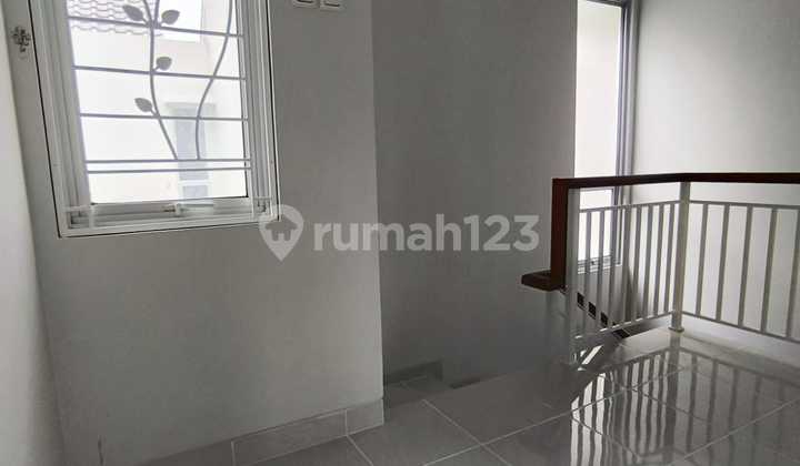 For Quick Sale: Carillo Gading Serpong Cluster House 2