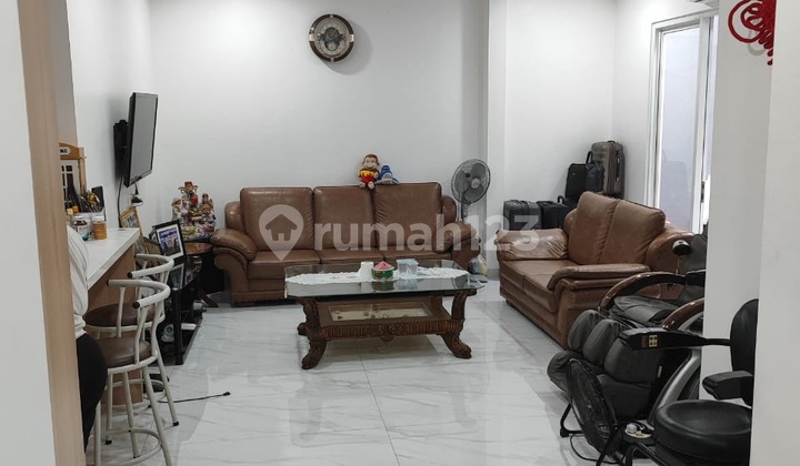 For Sale Fiordini Renovated House Near Mall SMS Gading Serpong. 2