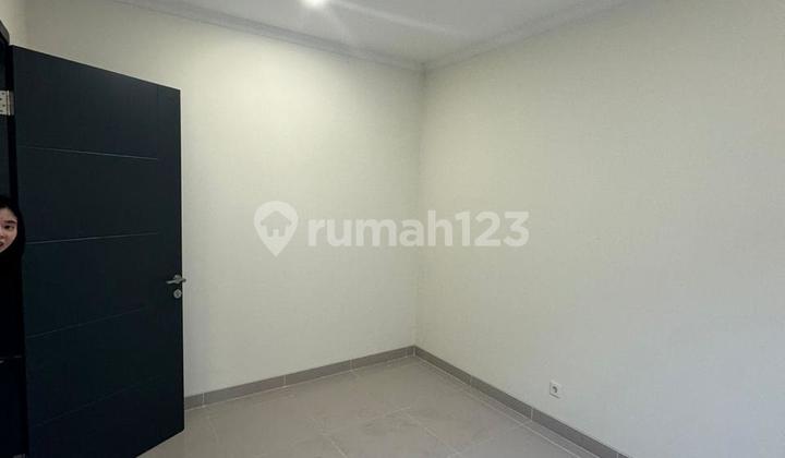 For Quick Sale Canary House @ Springs Gading Serpong 2