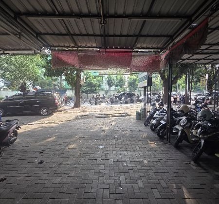 Ruko Cocok Untuk Usaha Kawasan Ramai Abdulrahman Saleh, Manyaran
