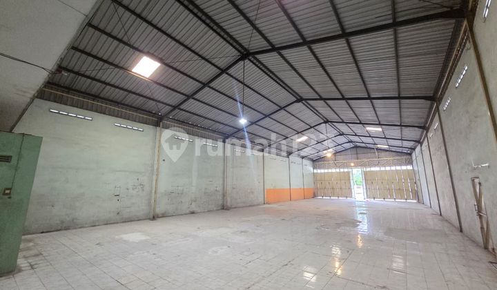 Premium Warehouse Ready for Business on Gajah Raya Street 1