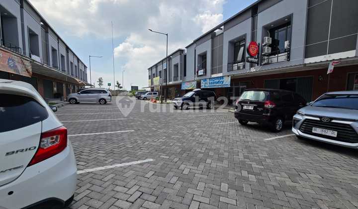 Ruko Bagus 2 Lantai Kota Mandiri Bsb City Area Pasar Modern 1