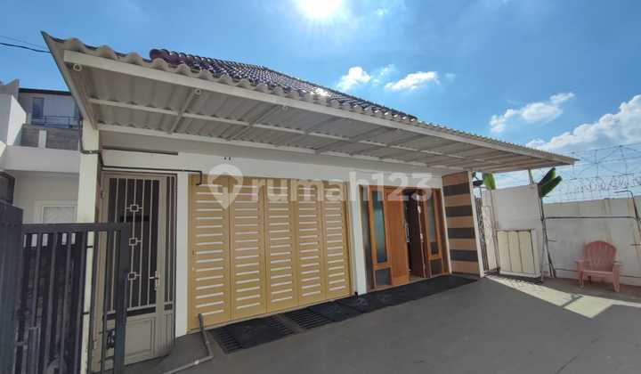 Furnished House near AKPOL, Sinabung, Candisari, Semarang Upstairs