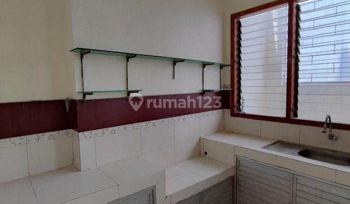 Bangunan Komersial Cocok Untuk Kantor + Mess, Halmahera, Semarang 12