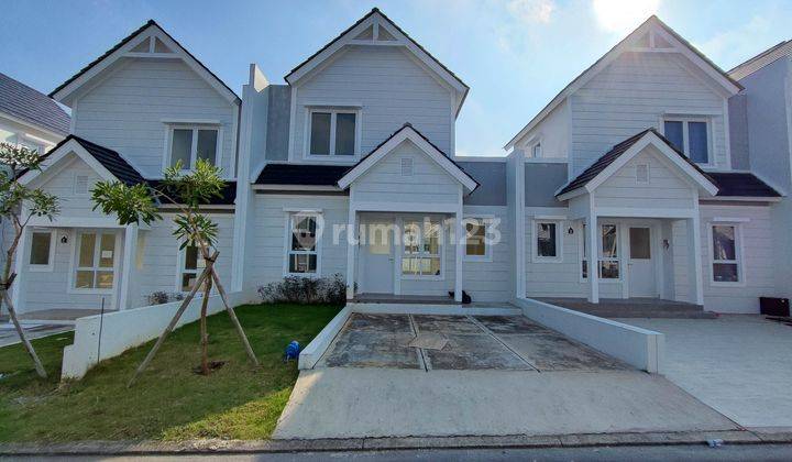 Rumah baru 2 lantai pinewood Victoria Highland Citraland BSB 1