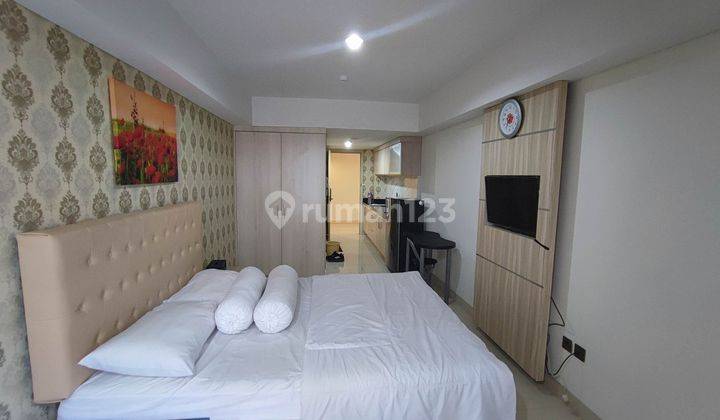 Sewa Apartemen Studio Furnished Pinnacle Louis Kienne Pandanaran 2