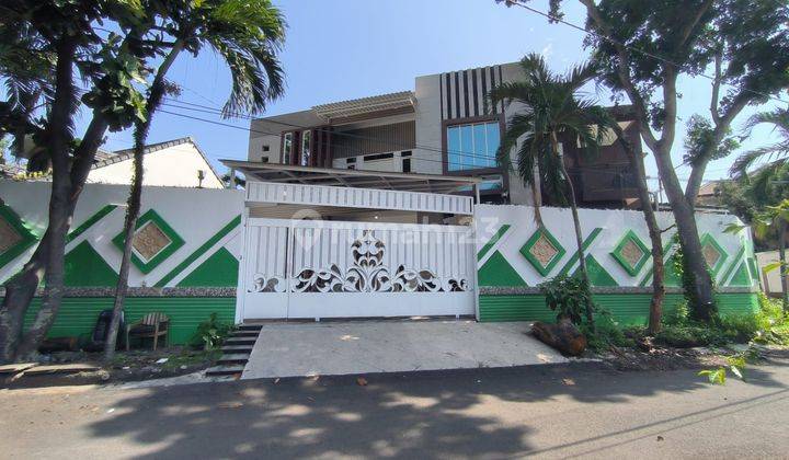 Rumah mewah 2 lantai Karangrejo Tengah, Gajahmungkur, Semarang 1