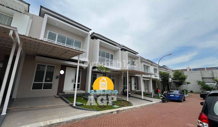 Rumah 2 Lantai Baru SHM di Paramount Village, Simongan, Semarang 1