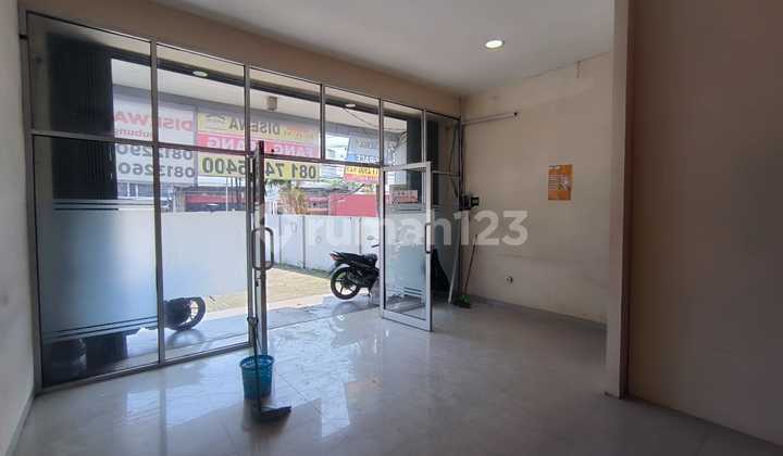 Ruko Luas, Bagus dan Siap Pakai di Majapahit 2