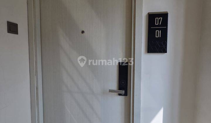 Apartemen Studio Tengah Kota Lantai 7 Pinnacle Pandanaran Semarang
