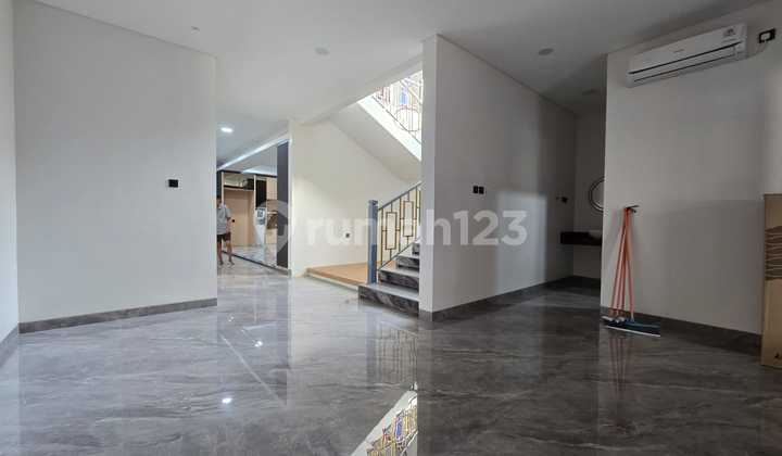 Rumah Mewah Baru Spek Premium Graha Padma Boulevard Semarang 2