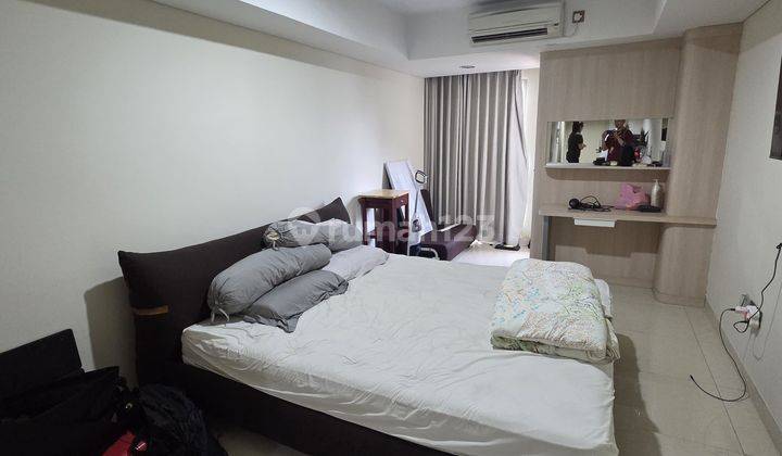 Apartemen Studio Tengah Kota Lantai 7 Pinnacle Pandanaran Semarang