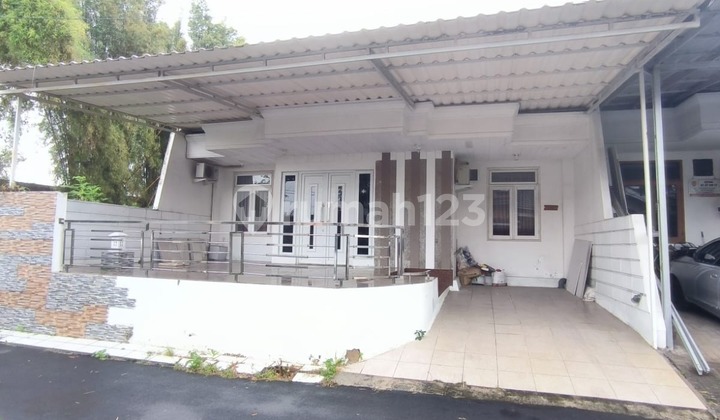 Premium Ready-to-Use Nice House in Bukit Indah Regency 1