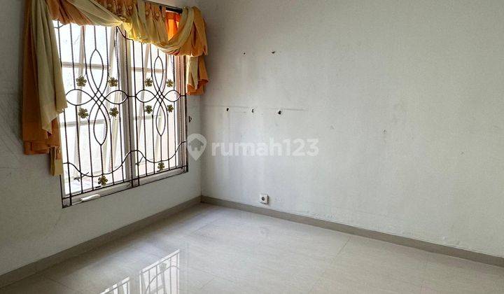 Rumah Siap Huni di Cluster Avenia Graha Padma 2