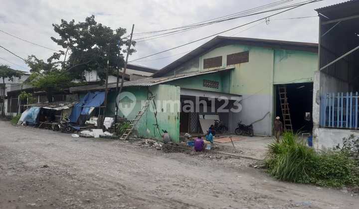 Large Ready-to-Use Warehouse in Genuk Small Industrial Estate (LIK) 2