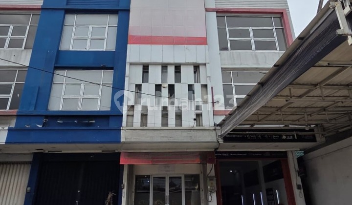 Ruko premium Jalan Nasional Brigjen Sudiarto, Majapahit Pedurungan 1