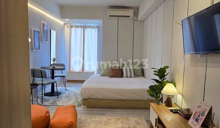 For Sale: Warhol Apartment at Louis Kienne Simpang Lima For Sale: Warhol Apartment at Louis Kienne Simpang Lima