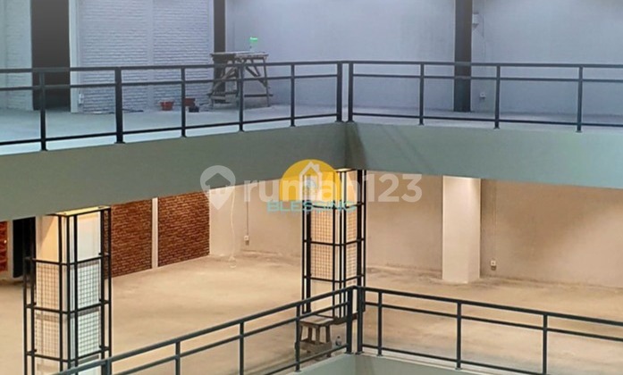 Spacious Warehouse and Business Space Suitable for Investment in West Semarang 1