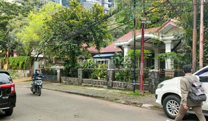 Rumah Dijual Lokasi Fantastis Strategis Tulodong Jakarta Selatan 2