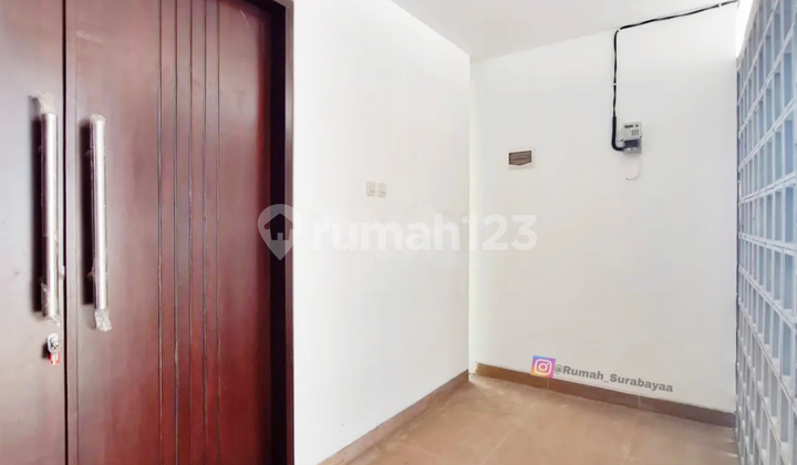 Rumah Baru 2 Lantai Sekitar Gayungsari 