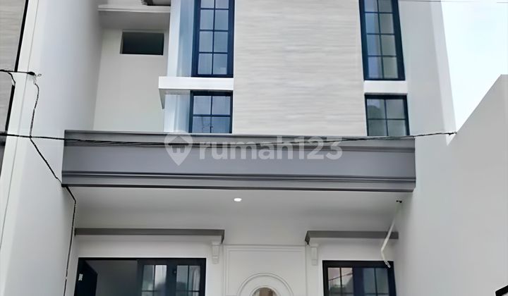 New 2-Story House in Wiyung Surabaya 2